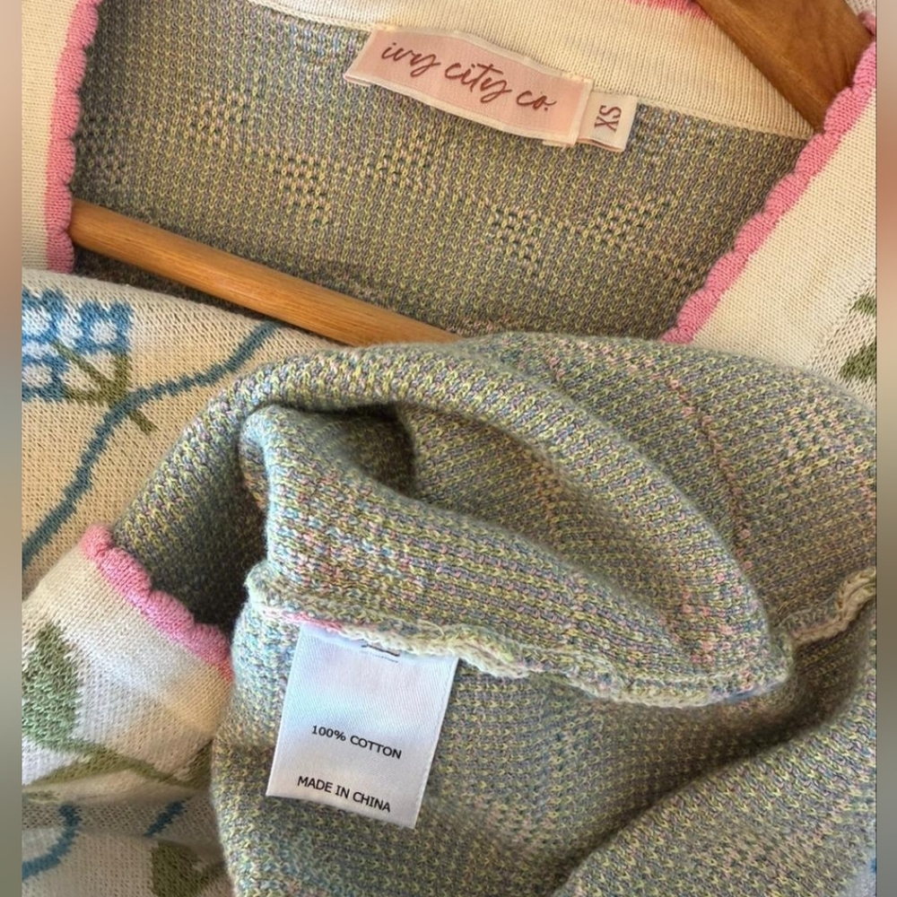 Ivy City Co Floral Cardigan in Cream and Pink 100% Cotton - Picture 3 of 3